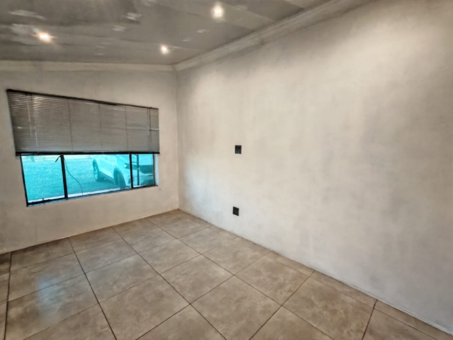 To Let  Bedroom Property for Rent in Potchefstroom North West